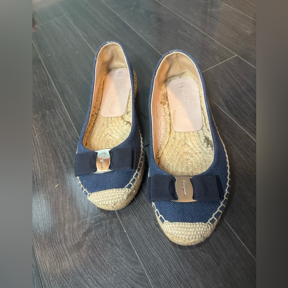 Girl shoes by Salvatore Ferragamo size 36 - Picture 4 of 5